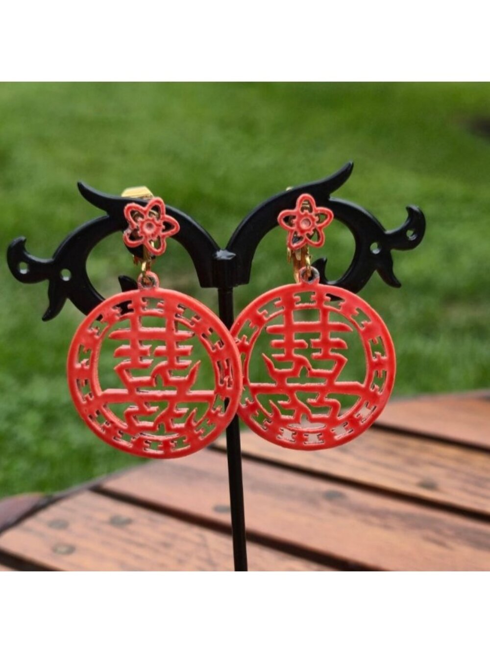 Vintage Chinese Double Happiness Clip-On Dangle Earrings Red Cutout Floral boho - Picture 2 of 10